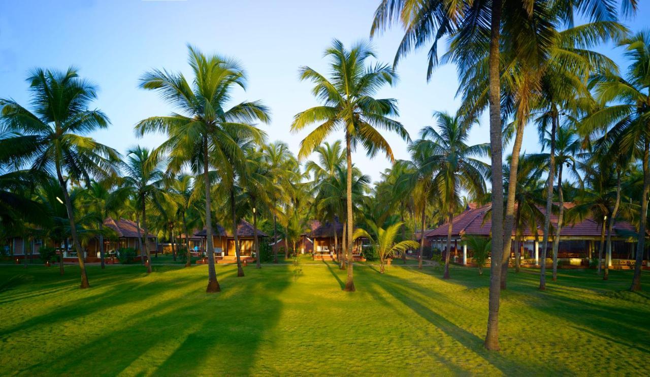 The Nattika Beach Resort Thrissur Exterior photo